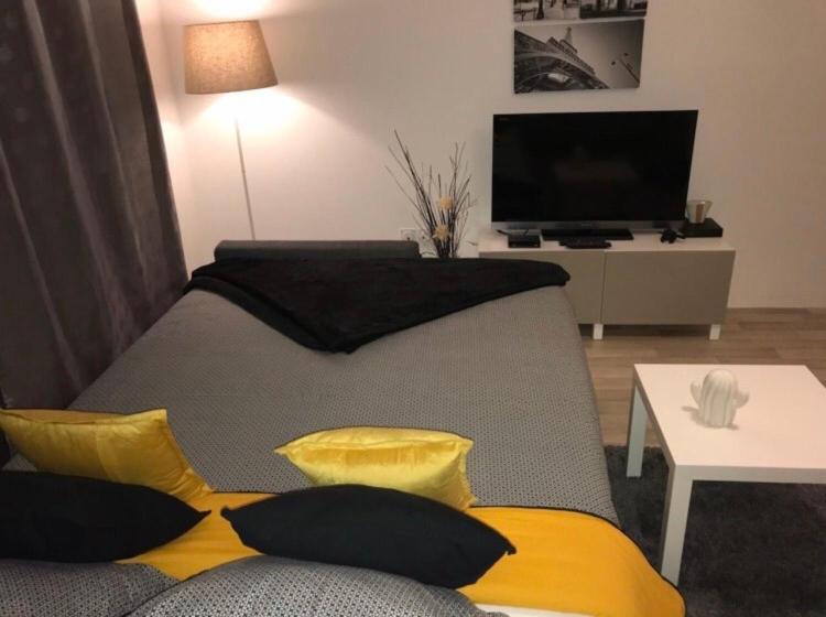 Beautiful 3 Bedroom Flat 8-9 Persons Ιβρύ-συρ-Σεν Εξωτερικό φωτογραφία